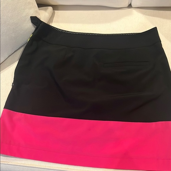 Annika Cutter & Buck Black and Gray pink skort size 6 - Picture 9 of 11